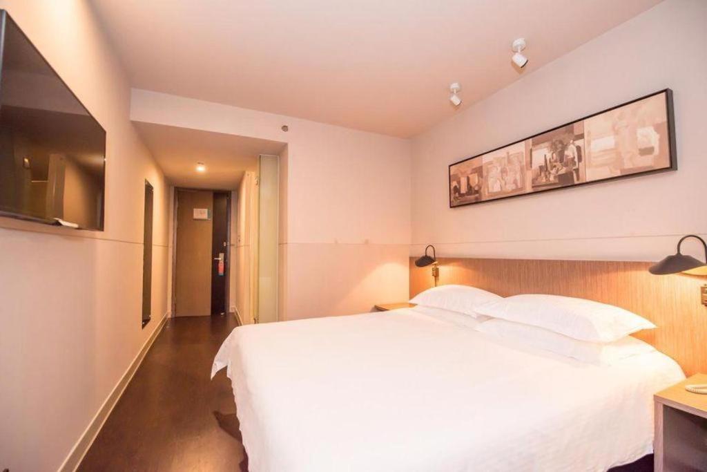 Jinjiang Inn Select Foshan Nanhai Guicheng Metro Station מראה חיצוני תמונה